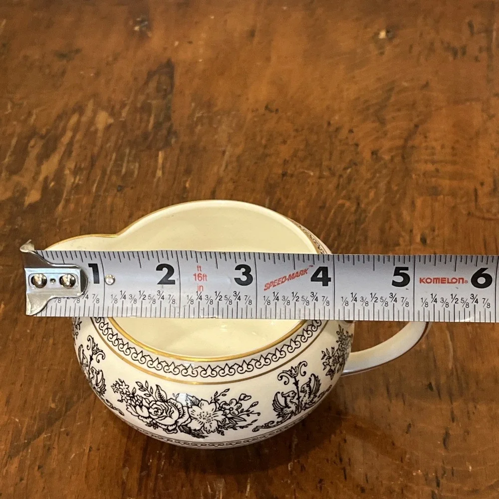 WEDGWOOD‎ COLUMBIA BLACK CREAMER - 2 1/4